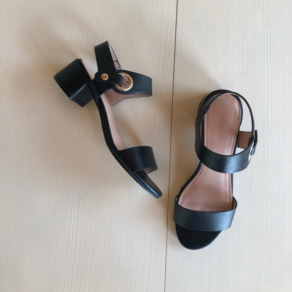 Topshop “Dart” Block Heel Sandal, Size EU 37